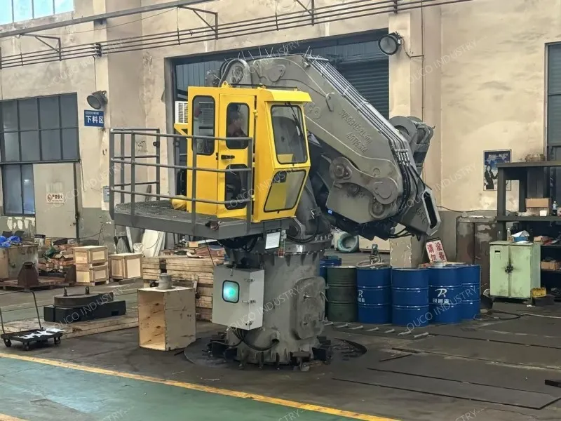 0.9T@21.6M Knuckle Telescopic Boom Marine Crane (1)