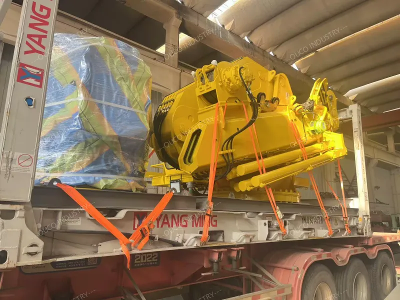 OUCO-0.9T21.6M-KTB Crane shipped to UAE(2)