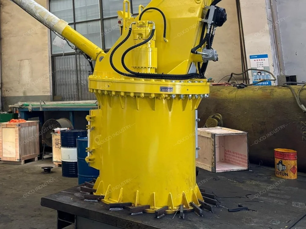 Sturdy crane base